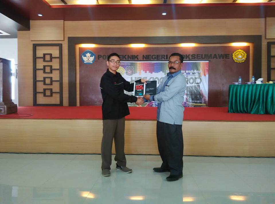 ACARA SEMINAR DAN WORKSHOP  HACKING ANDROID SMARTPHONE DI  POLITEKNIK NEGERI LHOKSEUMAWE