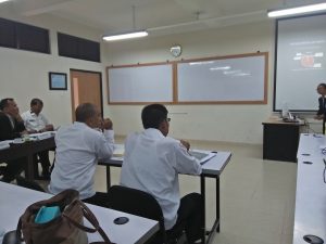 ﻿  Seminar Perkembangan Tugas Akhir Mahasiswa Manajemen Rekayasa (MR)