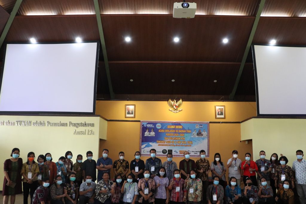 Pelatihan dan Penutupan Acara Deklarasi & PTK Ikatan Guru Indonesia (IGI) Wilayah Toba