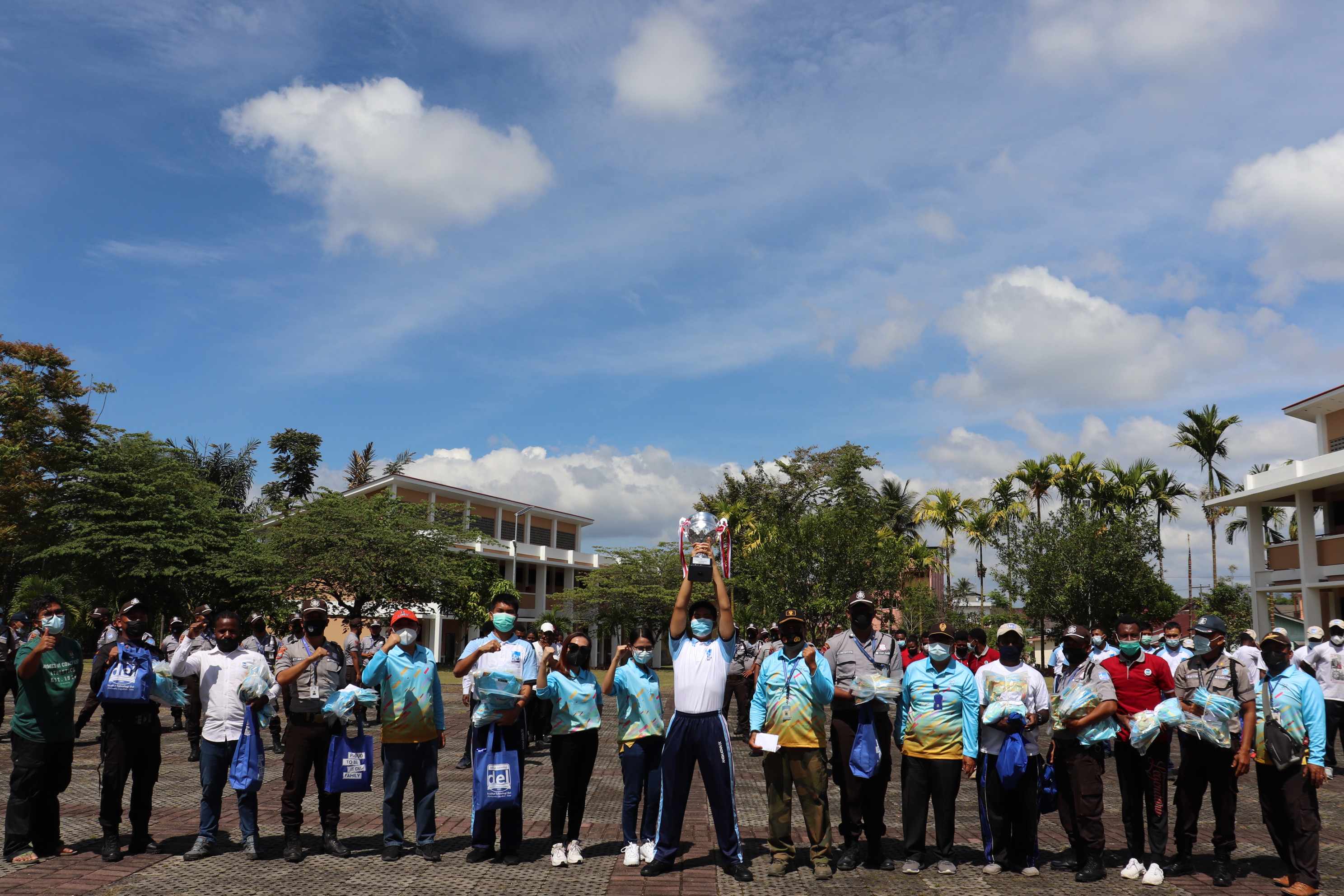 Perlombaan Peraturan Baris-Berbaris (PBB) Internal Yayasan Del