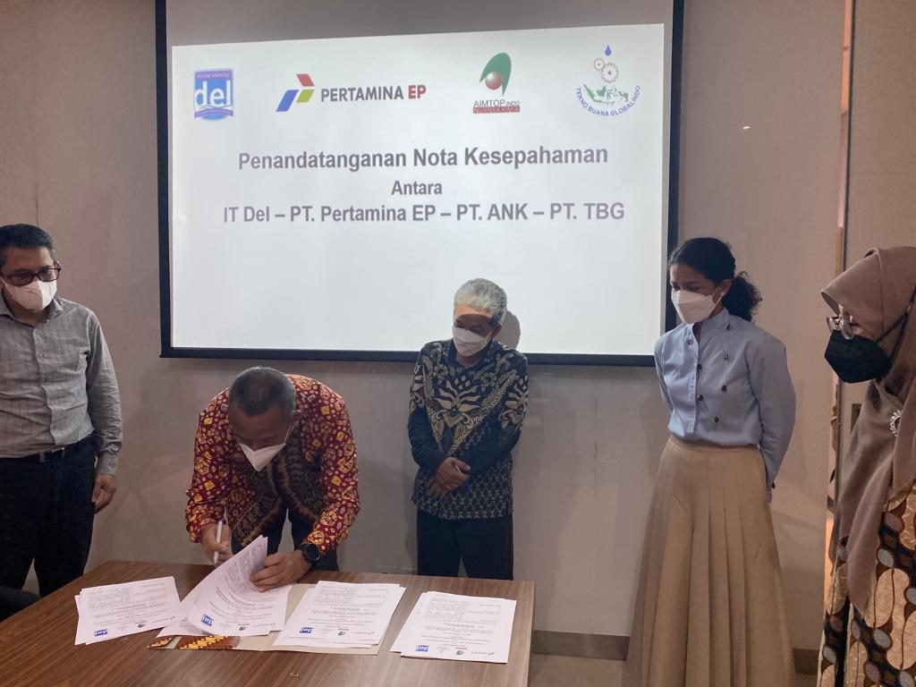 Penandatanganan MoU antara IT Del – PT. Pertamina EP – Konsorsium PT. ANK – PT. TBG