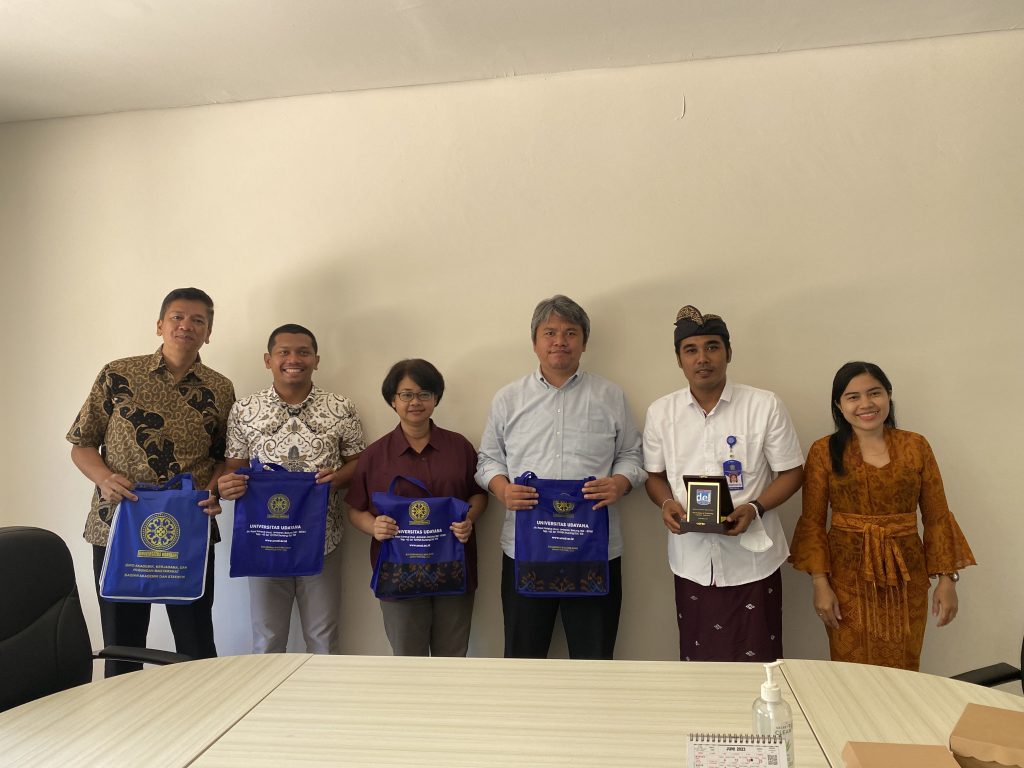 IT Del Inisiasi Kerjasama dengan Universitas Udayana dan Pusat Riset Ekologi dan Etnobiologi BRIN