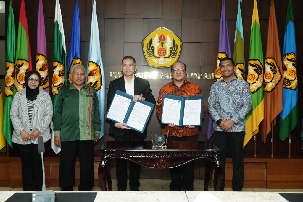 Sinergi IT Del–UNPAD: Perkuat Pengembangan TSTH2 sebagai Pusat Unggulan Riset Hortikultura Indonesia
