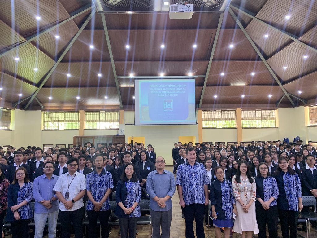 IT Del Bekali dan Berangkatkan Mahasiswa Kerja Praktik dan Magang Tahun Akademik 2025/2026
